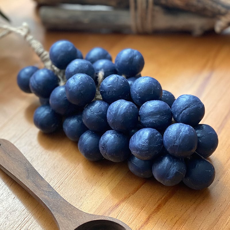 Vinuva™ — Elevate Your Shower with Silky Skin and Irresistible Grape Bliss