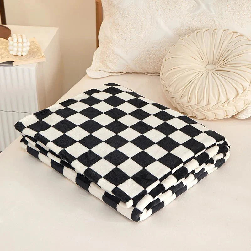 Liora — Soft Plush Checkerboard Plaid Sofa Blanket for Warmth