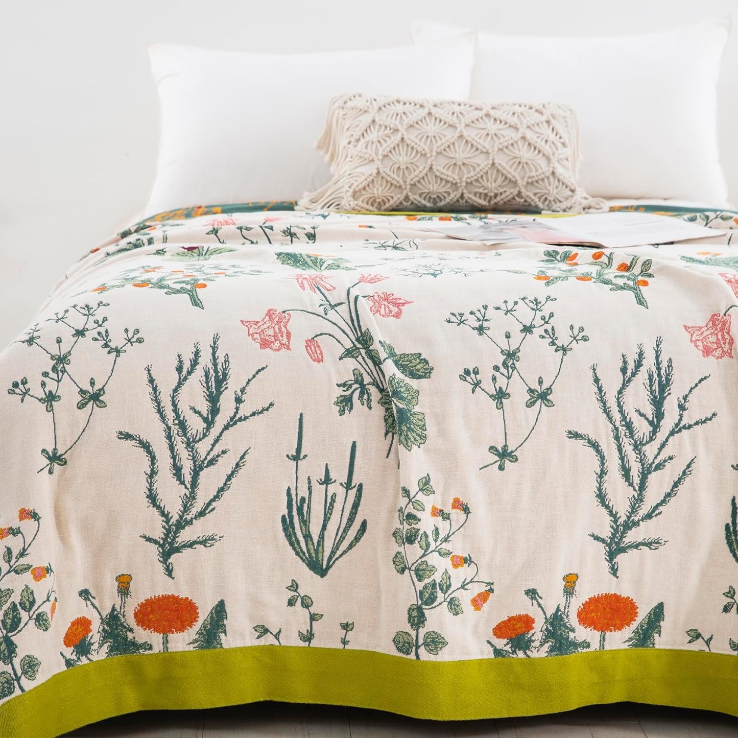 Marlenia — Cotton Muslin Throw Blanket with Reversible Floral Print