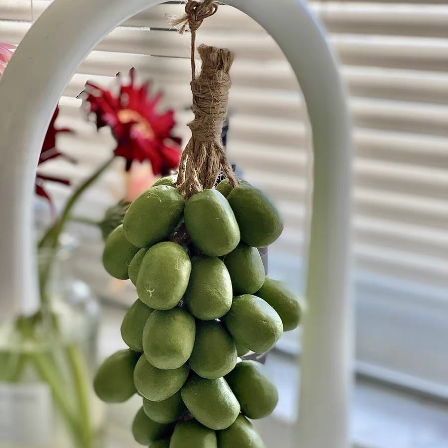 Vinuva™ — Elevate Your Shower with Silky Skin and Irresistible Grape Bliss